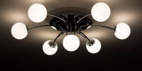 ceiling-lamp-335975_640